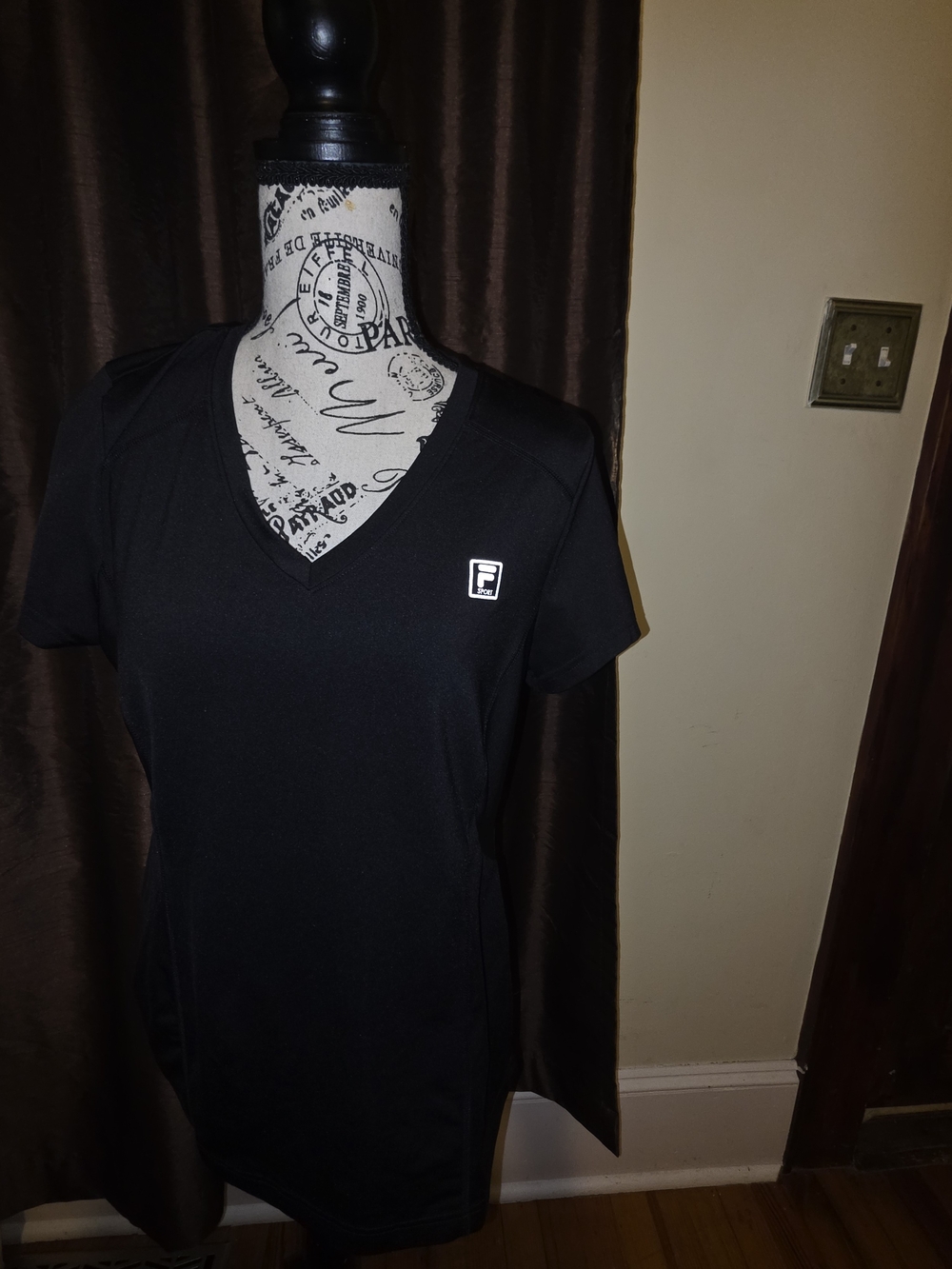 Fila Sport Women's Black V-Neck Performance Top Medium